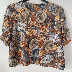 Zara Croppd Short Sleeve Blouse in Fall Colors- Size S